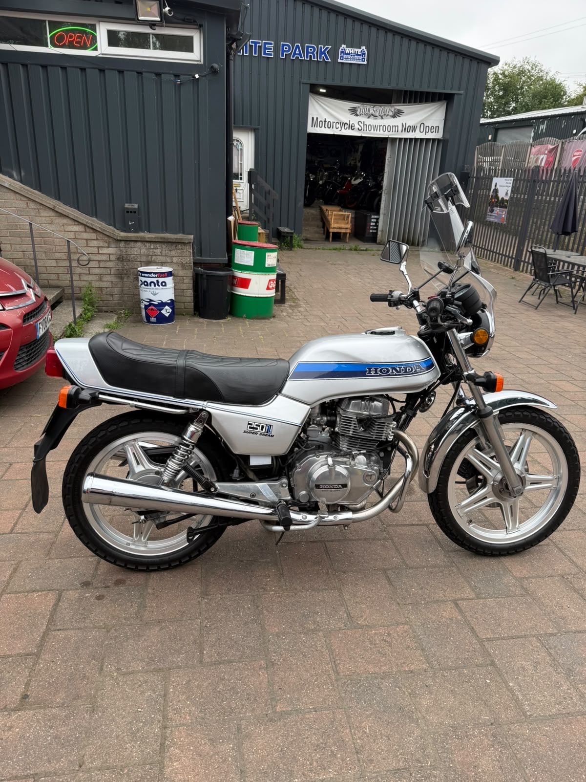 1979 Honda CB250N Superdream original motorcycle photograph