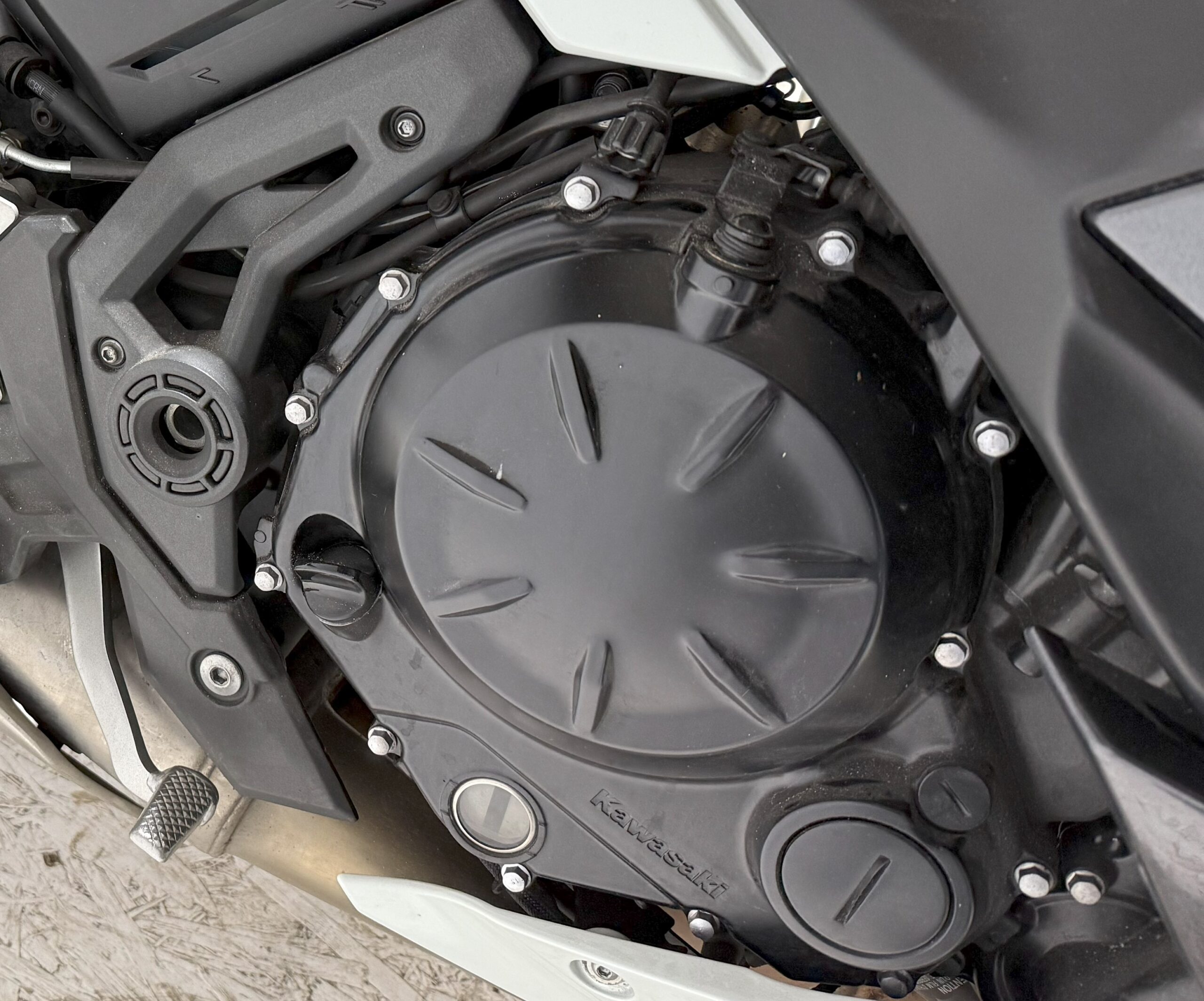 2022 Kawasaki EX650 Ninja - Image 3