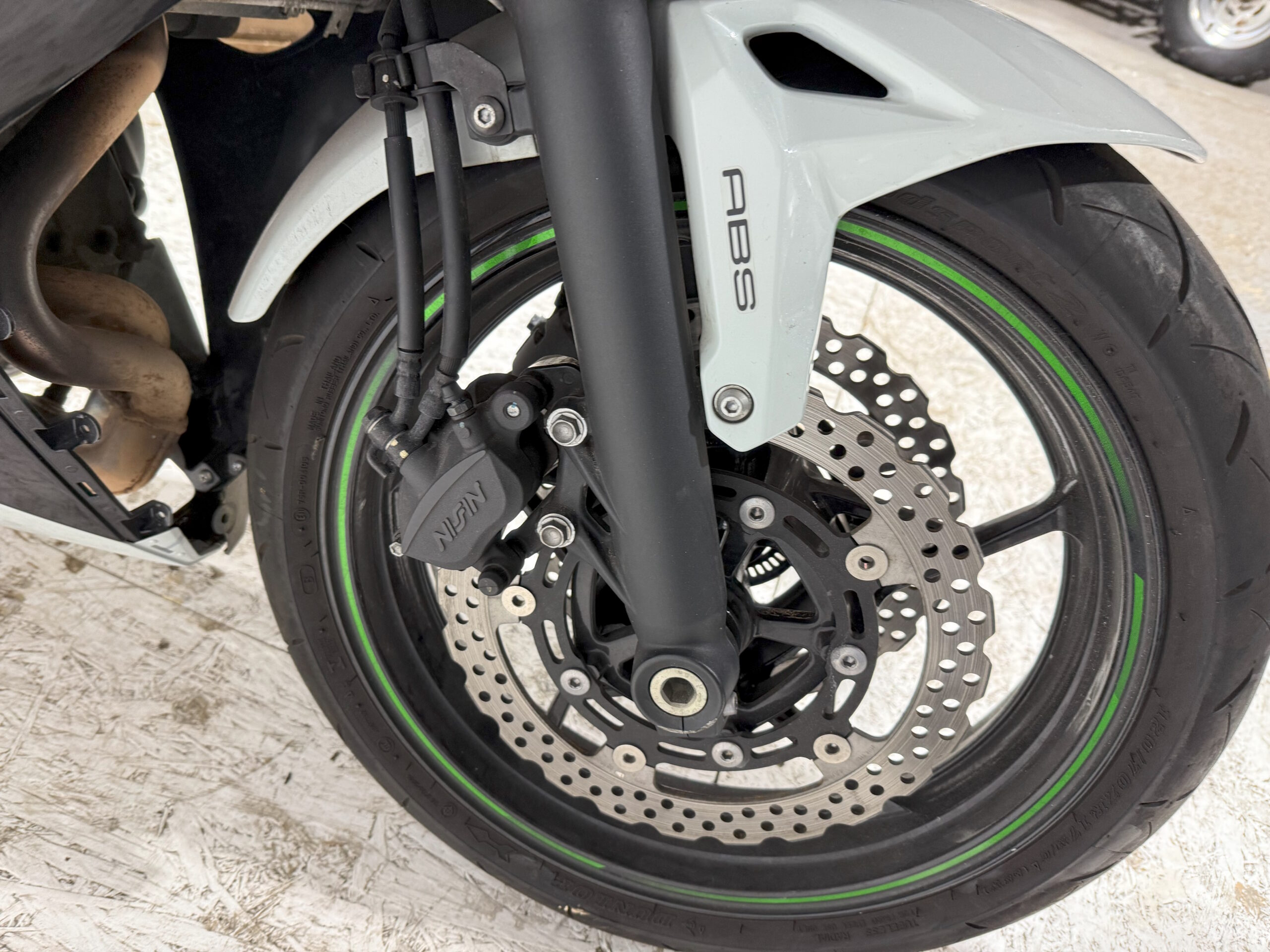 2022 Kawasaki EX650 Ninja - Image 8