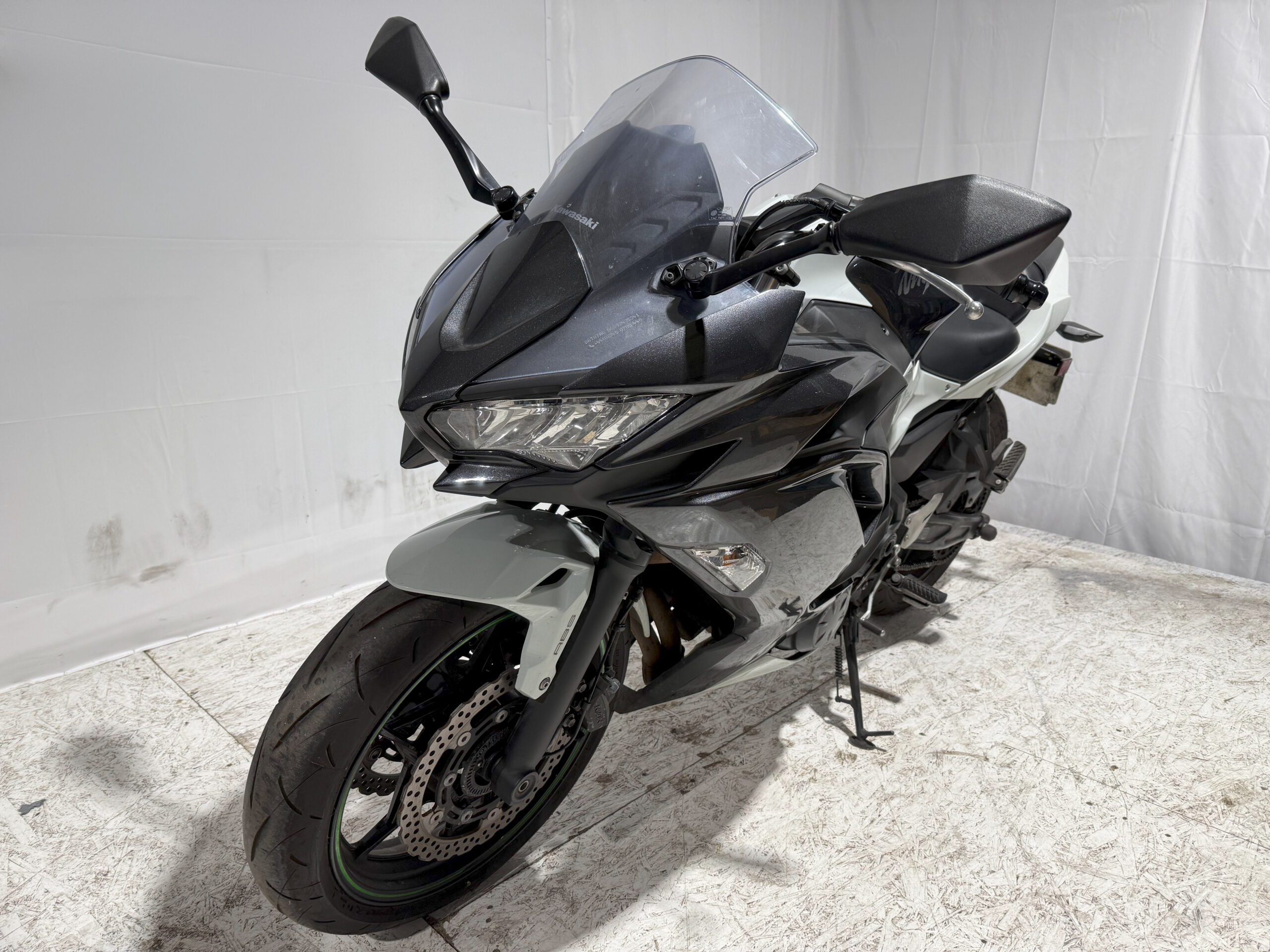 2022 Kawasaki EX650 Ninja - Image 5