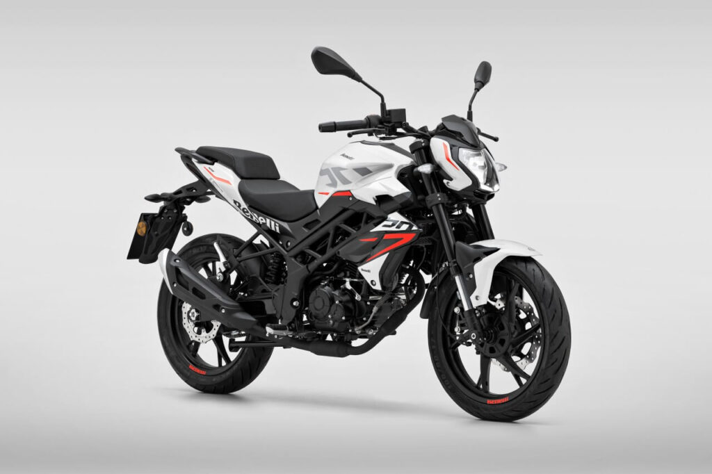 Benelli BN 125